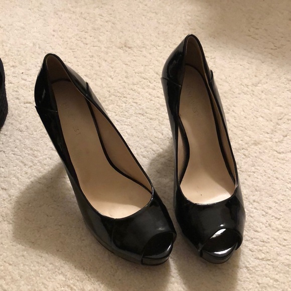 Nine West peep toe pumps high heels black shiny patent leather sexy prom evening - Picture 3 of 7